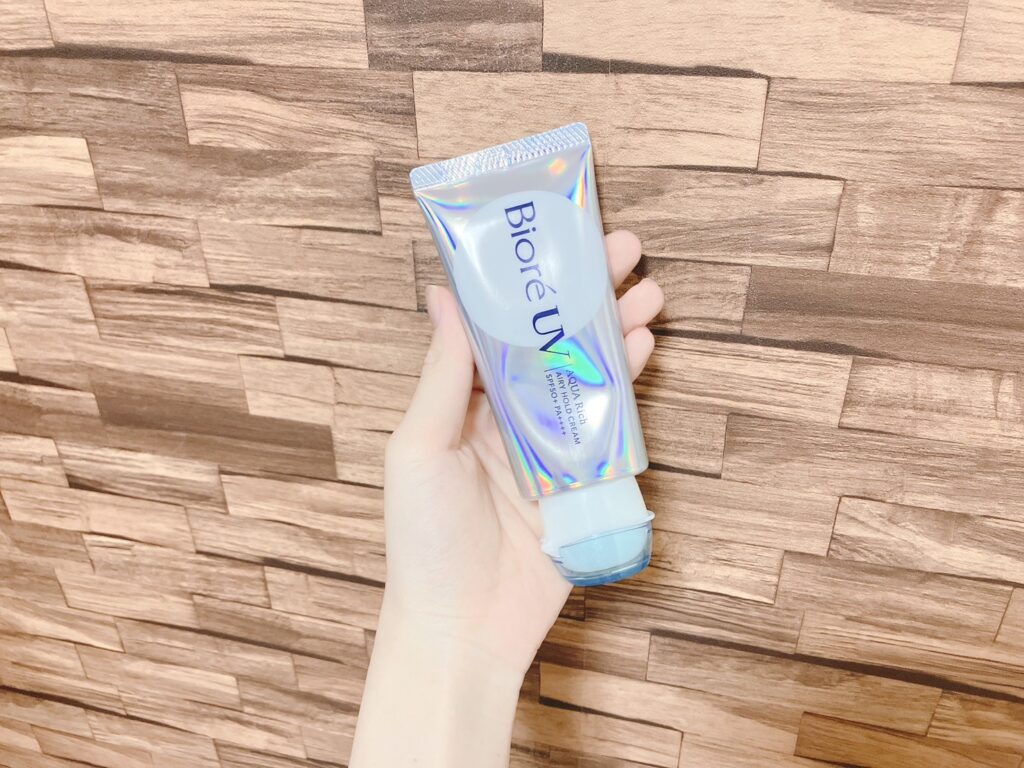 ビオレ　エアリーホールド